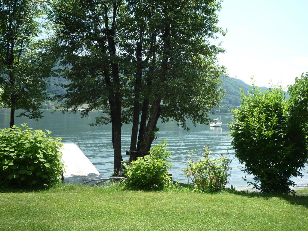 Anna Seeblick: Lakeside Retreat with Pool and Ski Access Bodensdorf Exterior photo